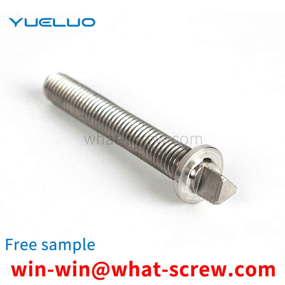 Tornillo antirrobo triangular exterior de acero inoxidable