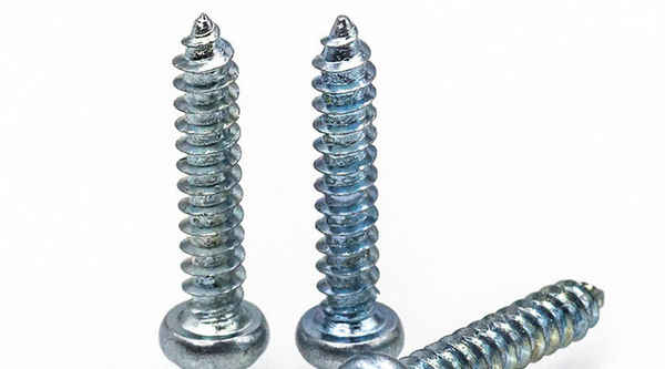 Tornillo de ranura de forma especial antirrobo autorroscante de zinc azul y blanco con cola puntiaguda de acero al carbono personalizado interno 3/4 1/4-20